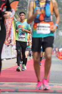 BIB: 41679
                            <button type="button" onclick="openModal(8165799)" class="btn btn-primary btn-sm float-right btn-popup" data-toggle="modal" data-target=".modal-high-quality">
                        <i class="fas fa-shopping-cart"></i> Add to Cart
                    </button>
                                            <button type="button" onclick="isThisMe(8165799, true)" class="btn btn-success btn-sm float-right btn-popup btn-isme hidden" data-toggle="tooltip" data-placement="bottom" title="นี่คือรูปของคุณใช่ไหม คลิกที่นี่เพื่อเอาเข้าอัลบั้ม">
                        <i class="fas fa-plus"></i> Add to album
                    </button>
                    <button type="button" onclick="isThisMe(8165799, false)" class="btn btn-warning btn-sm float-right btn-popup btn-isnotme hidden">
                        <i class="fas fa-ban"></i> Remove from album
                    </button>